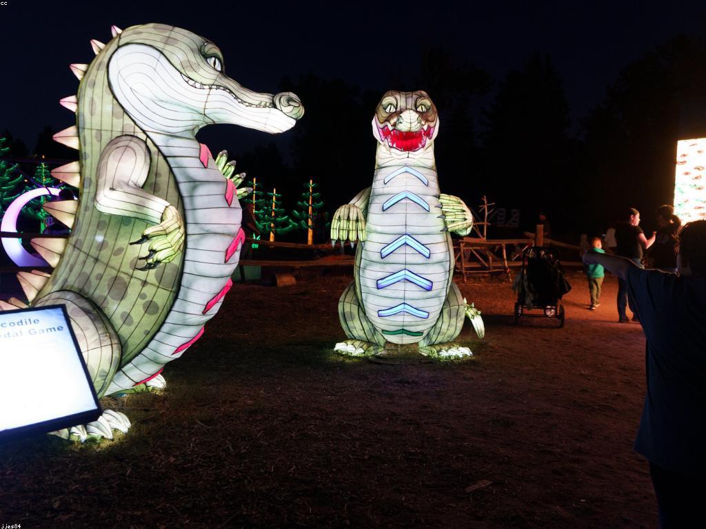 គំនិតព្រឹត្តិការណ៍លេងសម្រាប់ទាំងអស់