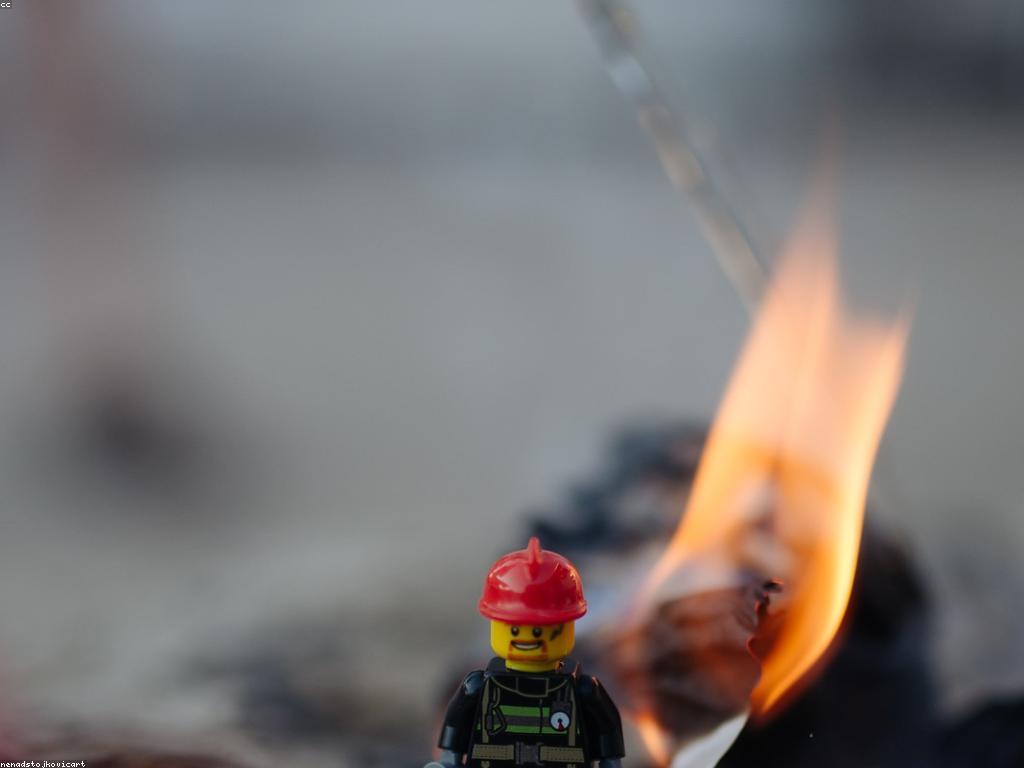 ការលេងនានា: សំរាប់ភាពសប្បាយរីករាយ និងការស្វែងយល់